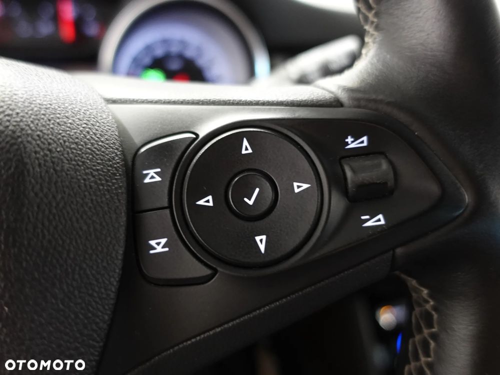 Opel Astra 1.4 Turbo Dynamic - 39