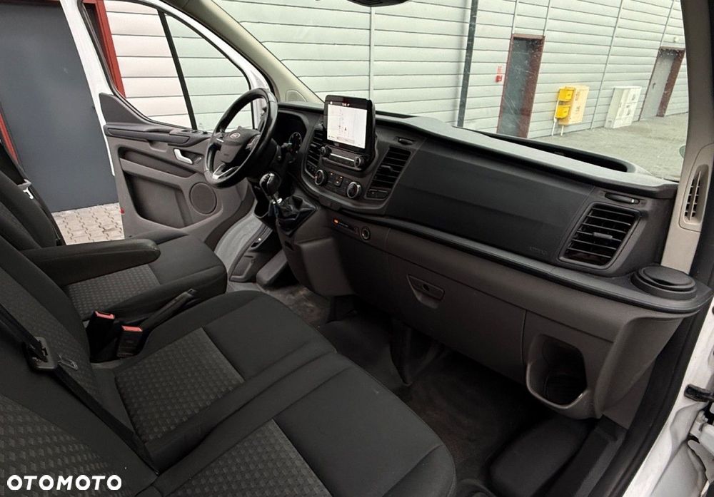 Ford Transit Custom - 16