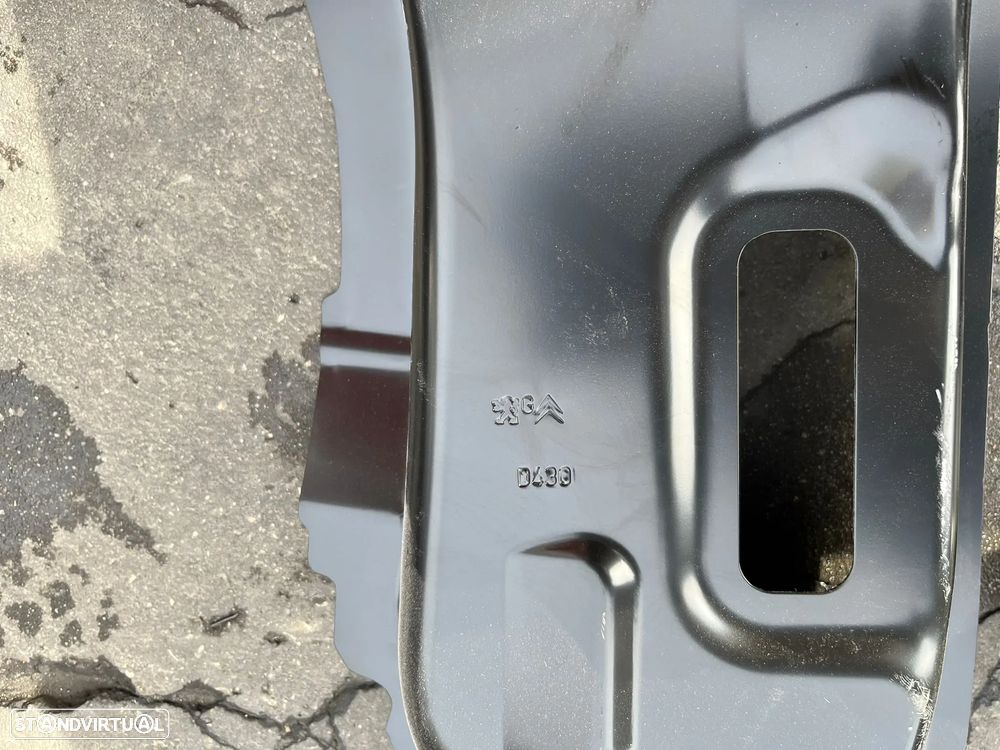 Partner Berlingo Combo 2019 on CHAPA PILAR A / PORTA ESQUERDA - Z888 - 5