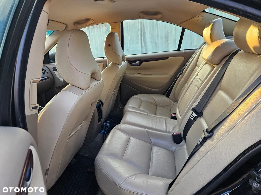 Volvo S60 - 12