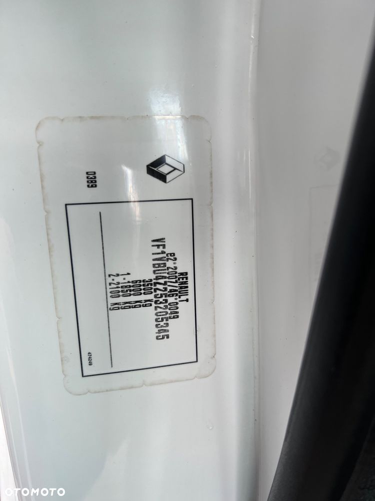 Renault Master - 32
