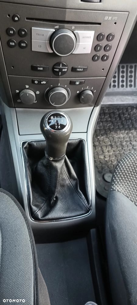 Opel Astra - 19