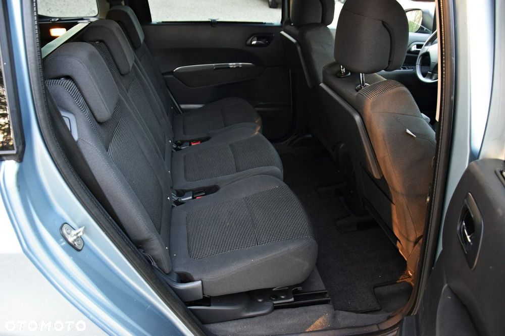 Peugeot 5008 - 32
