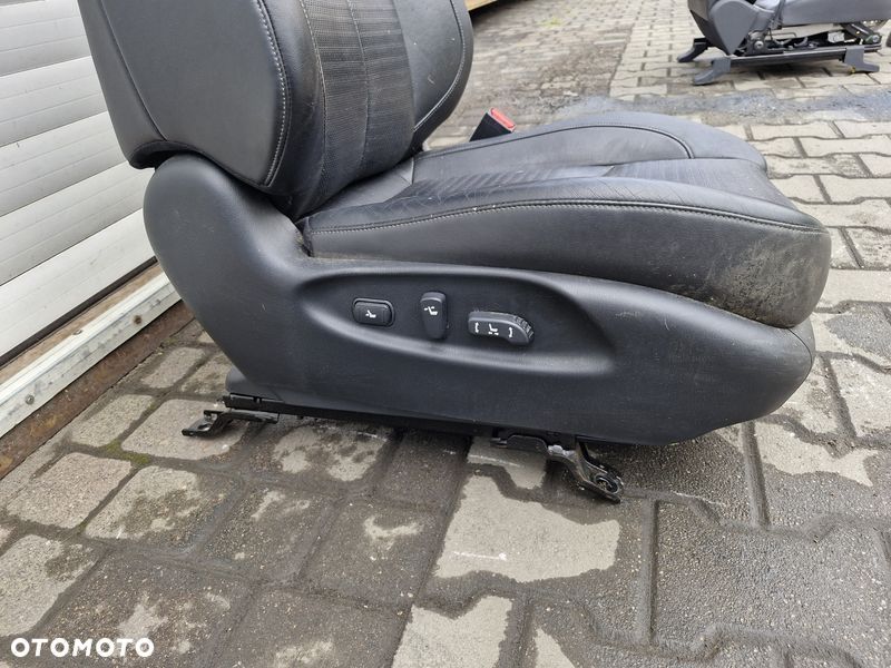 infiniti m30 fotel prawy przód przedni pasażera skóra skórzany - 10