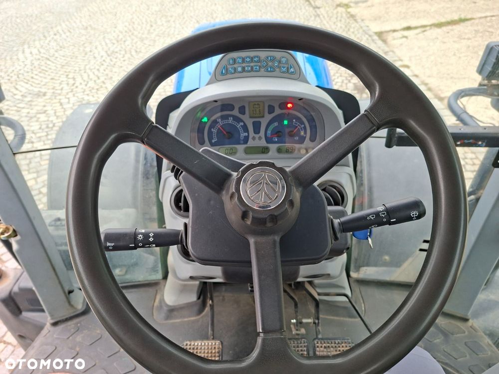 New Holland T7.200 4X4 - 16