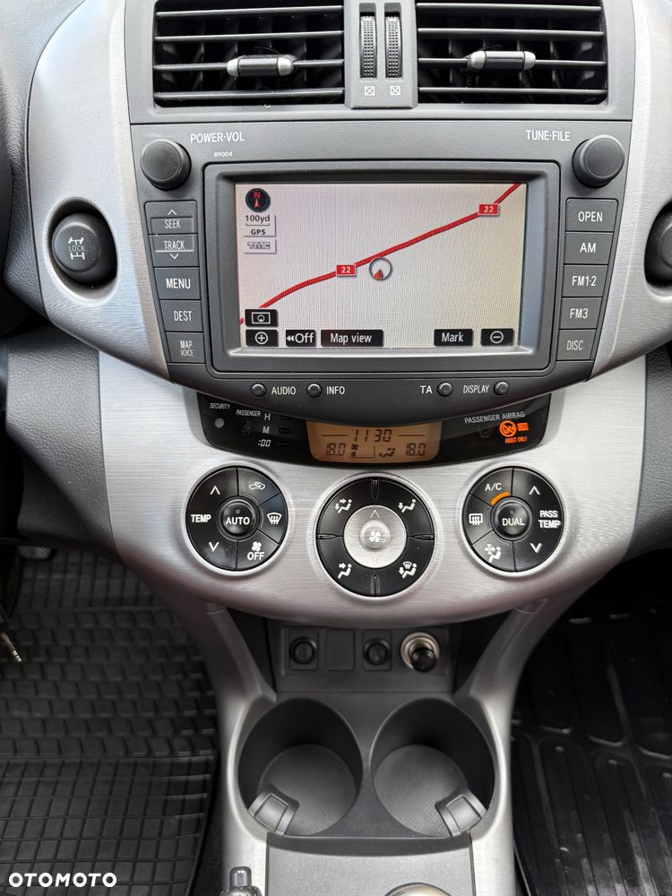 Toyota RAV4 2.2 D-4D 4x4 Team - 14