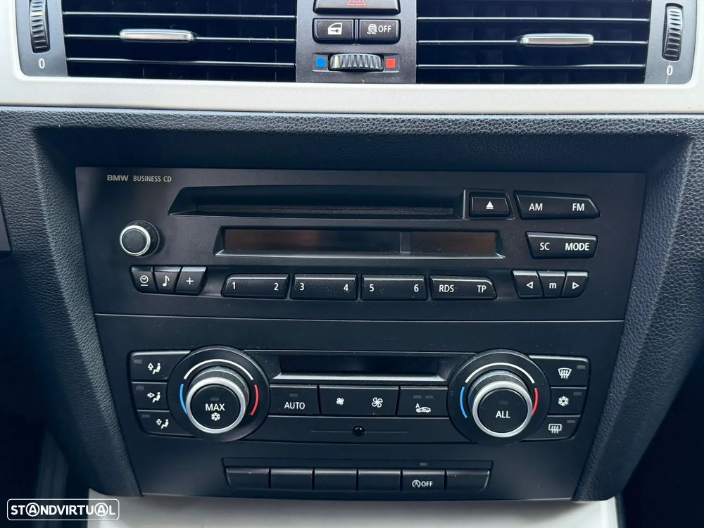 BMW 318 d Sport - 9