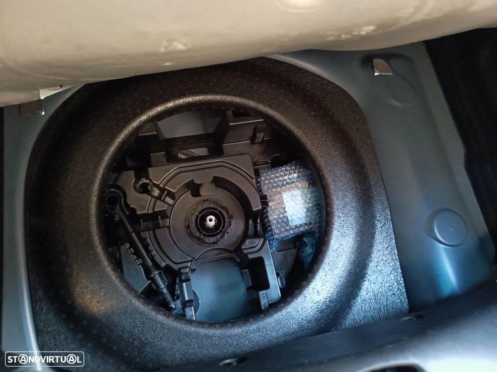 DS DS3 PureTech 110 Start & Stop EAT6 SoChic - 25