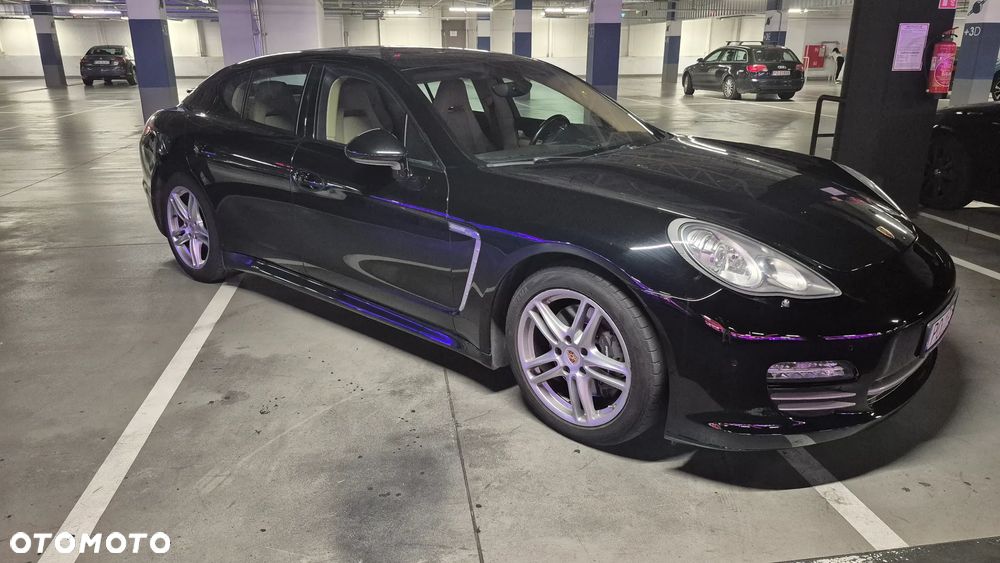 Porsche Panamera - 5