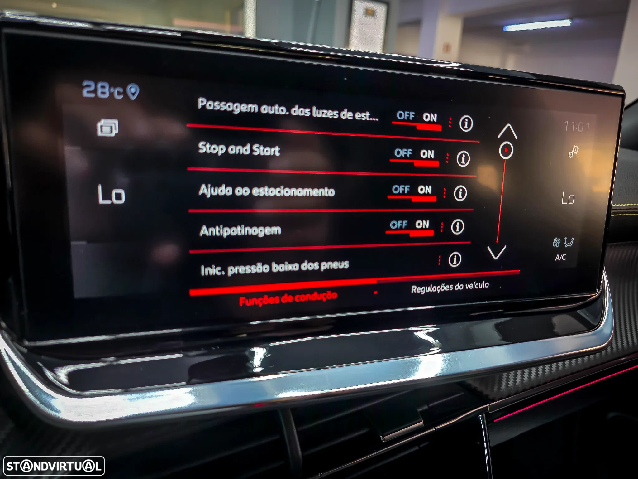 Peugeot 2008 1.5 BlueHDi GT Line EAT8 - 38