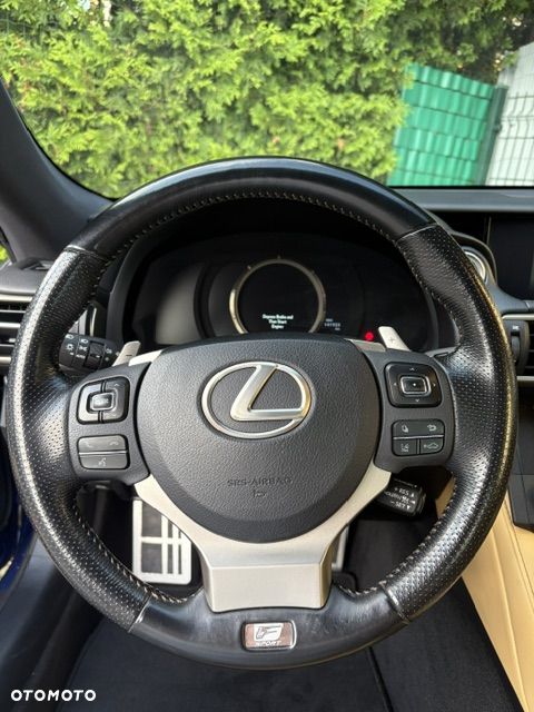Lexus RC 200t / 300 F Sport - 13