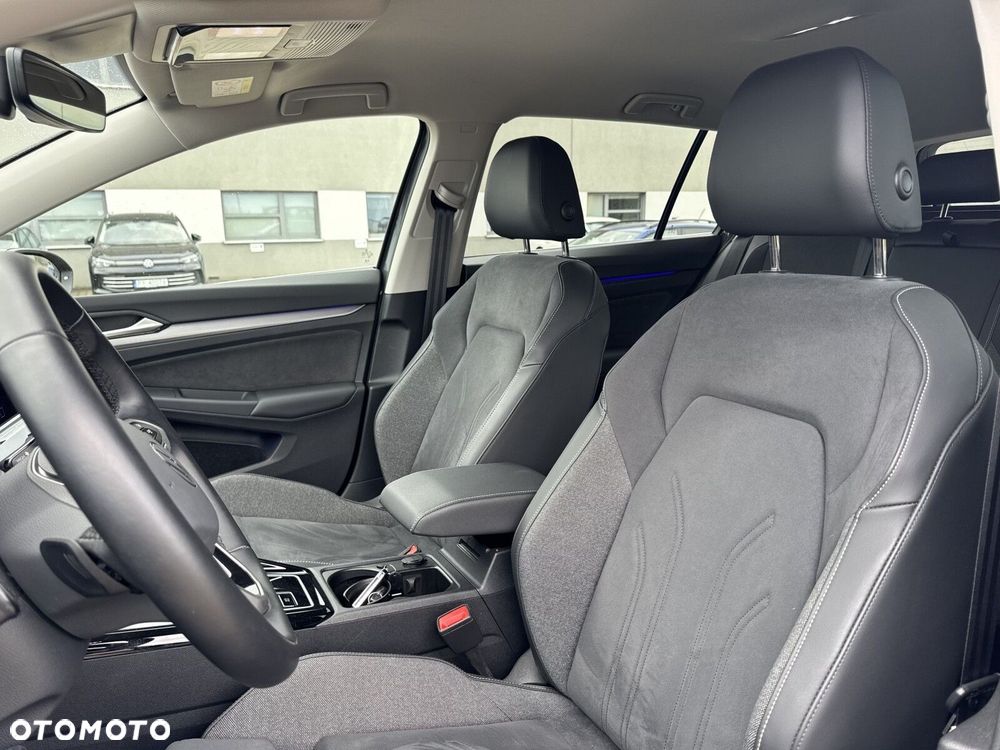 Volkswagen Golf Variant - 12