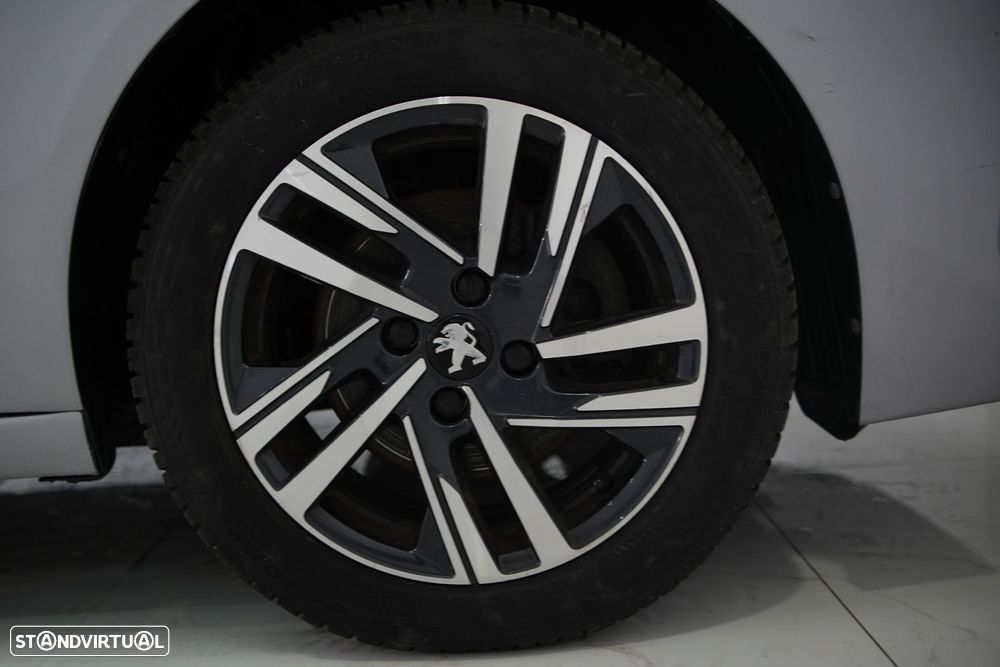 Peugeot 208 1.2 PureTech Allure - 51