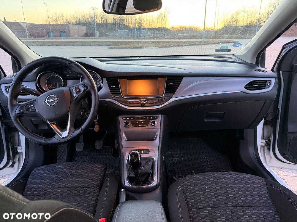 Opel Astra 1.6 CDTI Sport - 14