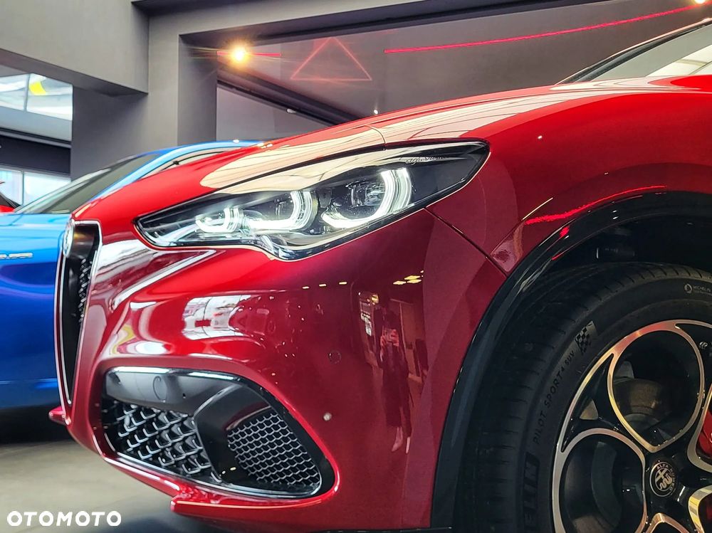 Alfa Romeo Stelvio 2.0 Turbo Sprint Q4 - 4