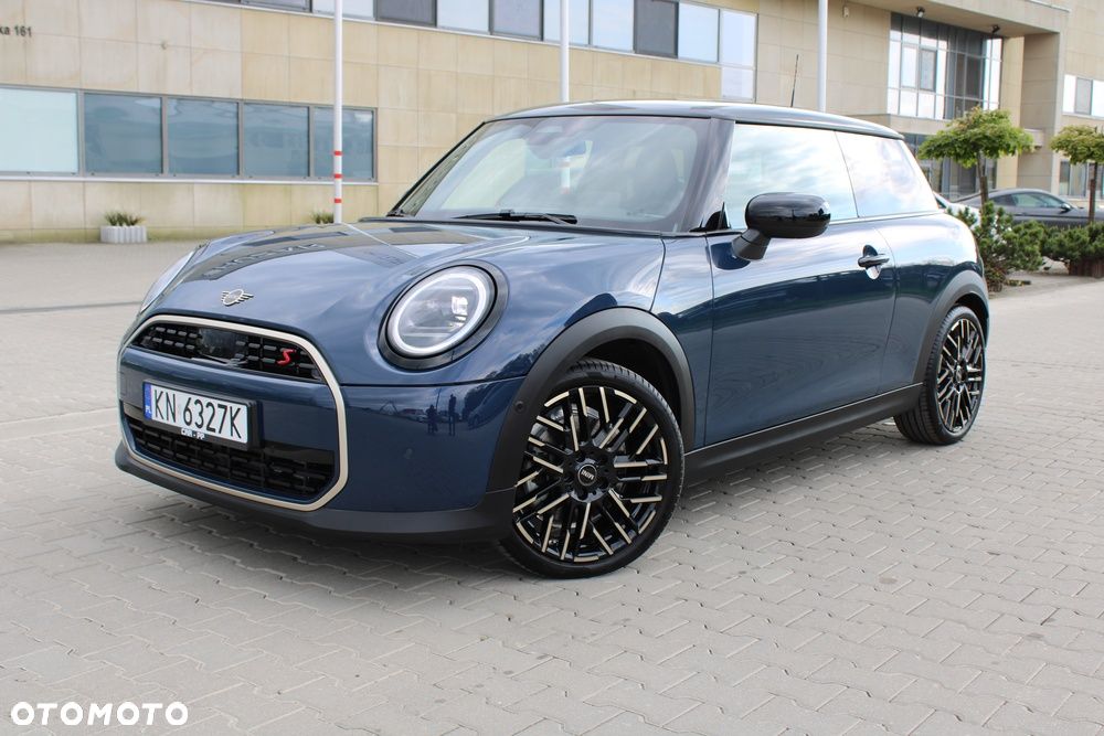 MINI Cooper S Favoured Trim - 2