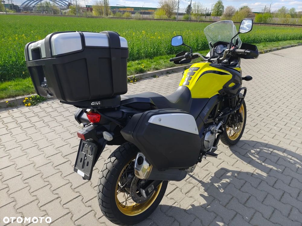 Suzuki V-STROM - 21
