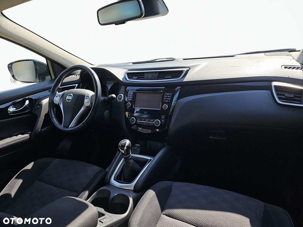 Nissan Qashqai - 15