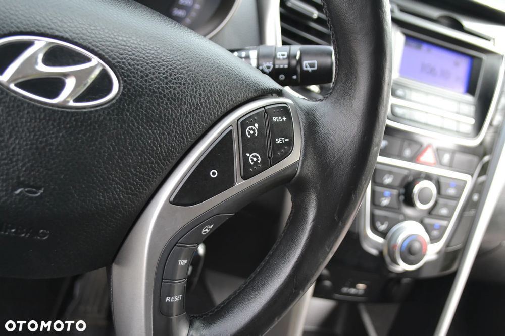 Hyundai i30 1.6 CRDi BlueDrive Classic - 27