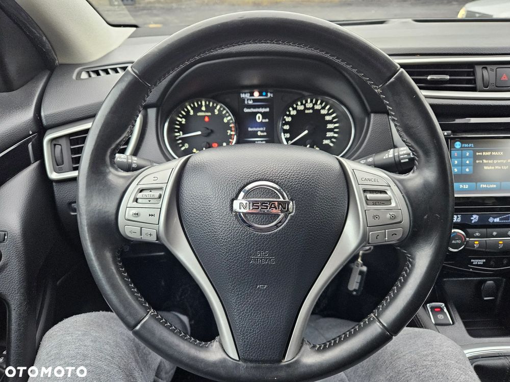 Nissan Qashqai 1.2 DIG-T N-Connecta - 16