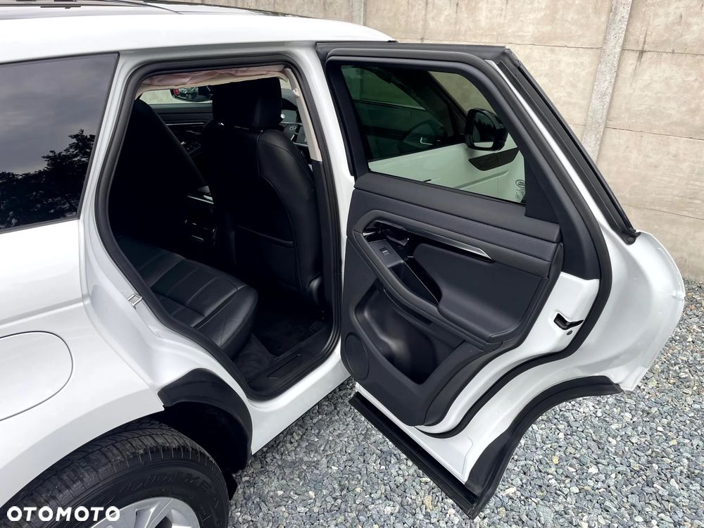 Land Rover Range Rover Evoque - 19