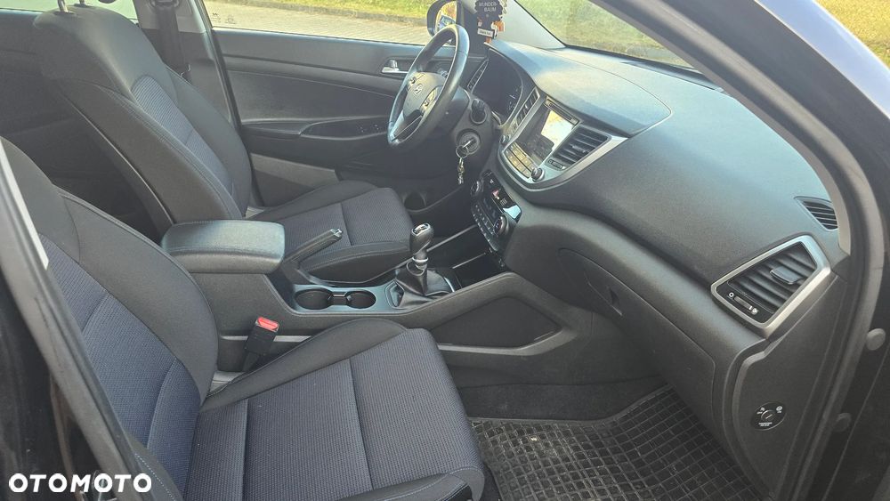 Hyundai Tucson 1.6 GDi Comfort 2WD - 18