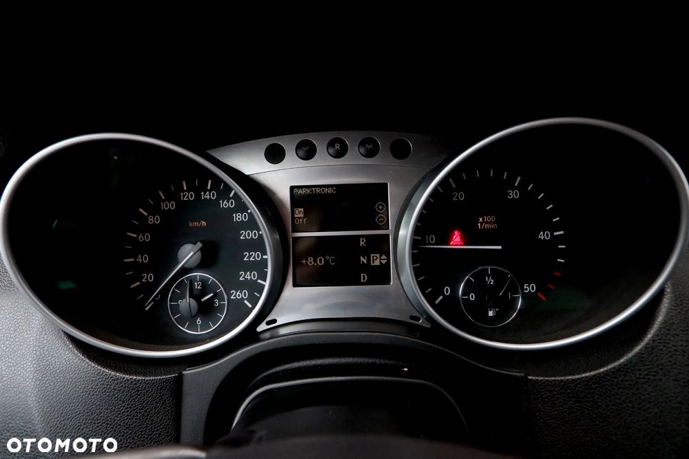 Mercedes-Benz ML - 15