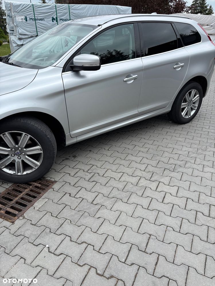 Volvo XC 60 D4 Drive-E Momentum - 2