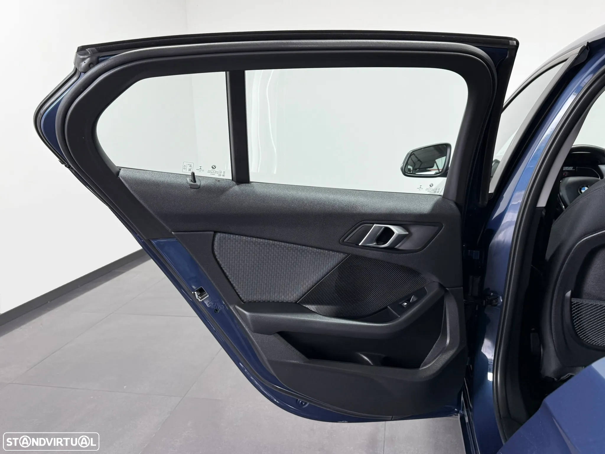 BMW 116 d EDynamics Advantage - 38