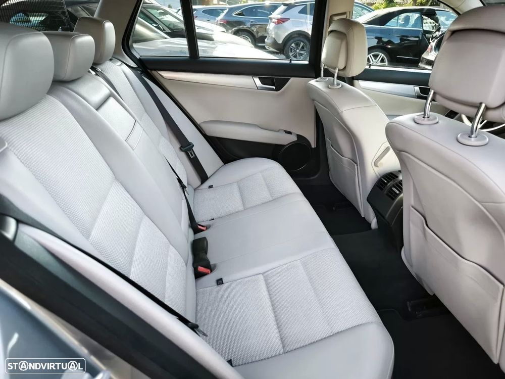 Mercedes-Benz C 200 CDi Avantgarde BlueEfficiency - 24