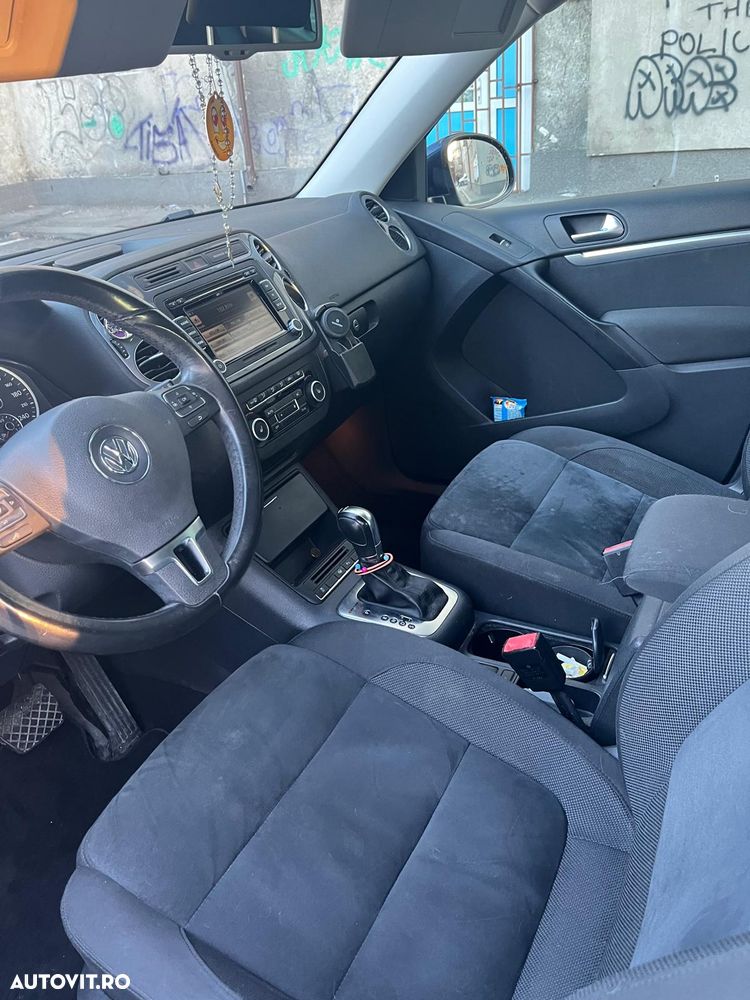 Volkswagen Tiguan - 2