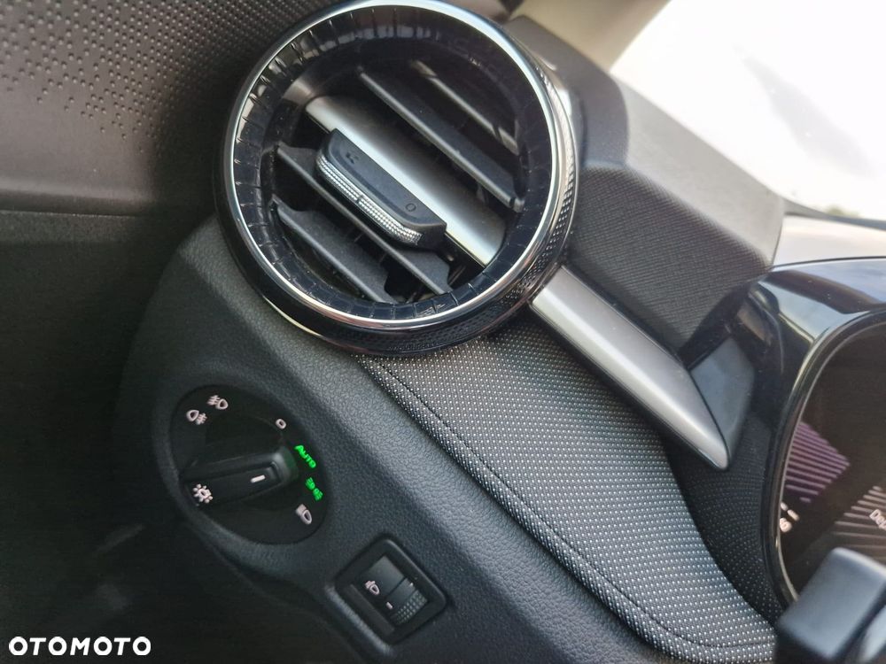 Skoda Fabia - 24