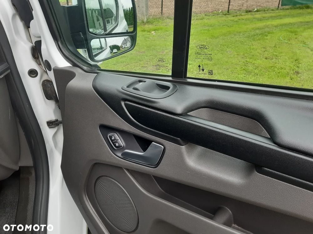 Ford Transit Custom - 25