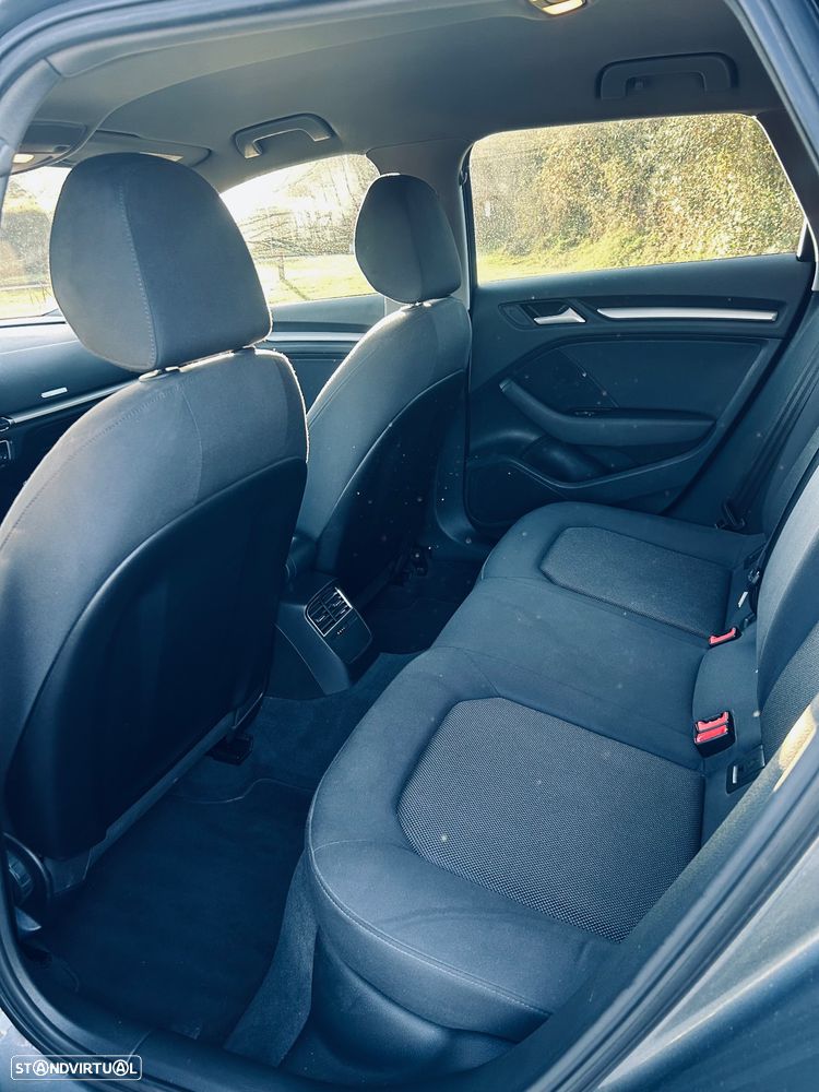 Audi A3 Sportback 1.6 TDI - 5