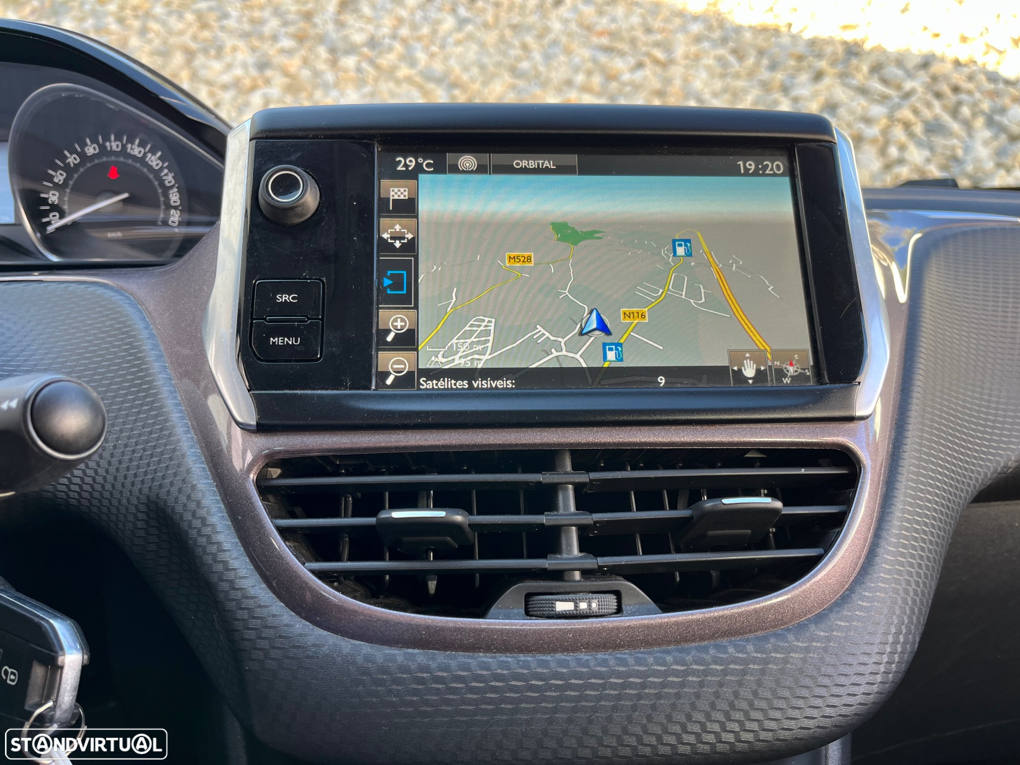 Peugeot 2008 1.2 PureTech Active - 26