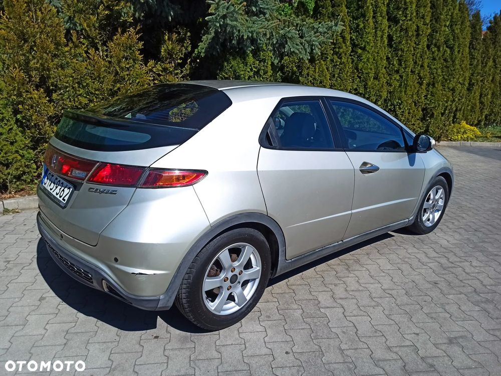 Honda Civic 1.8 Comfort - 7