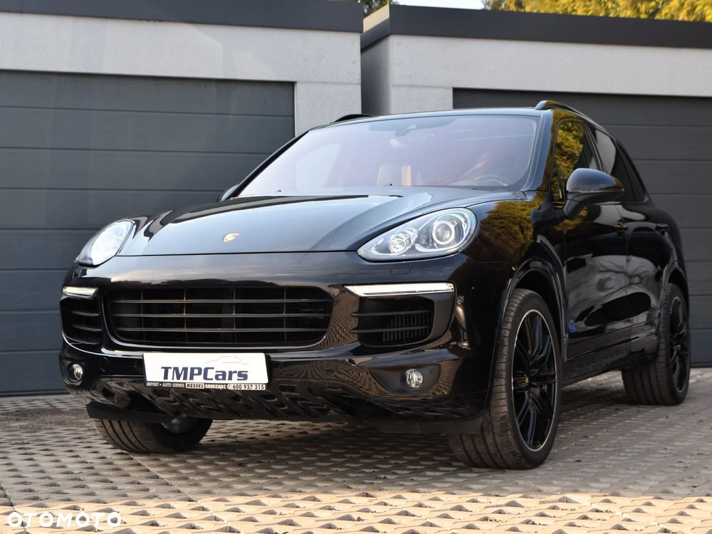 Porsche Cayenne Platinum Edition - 2