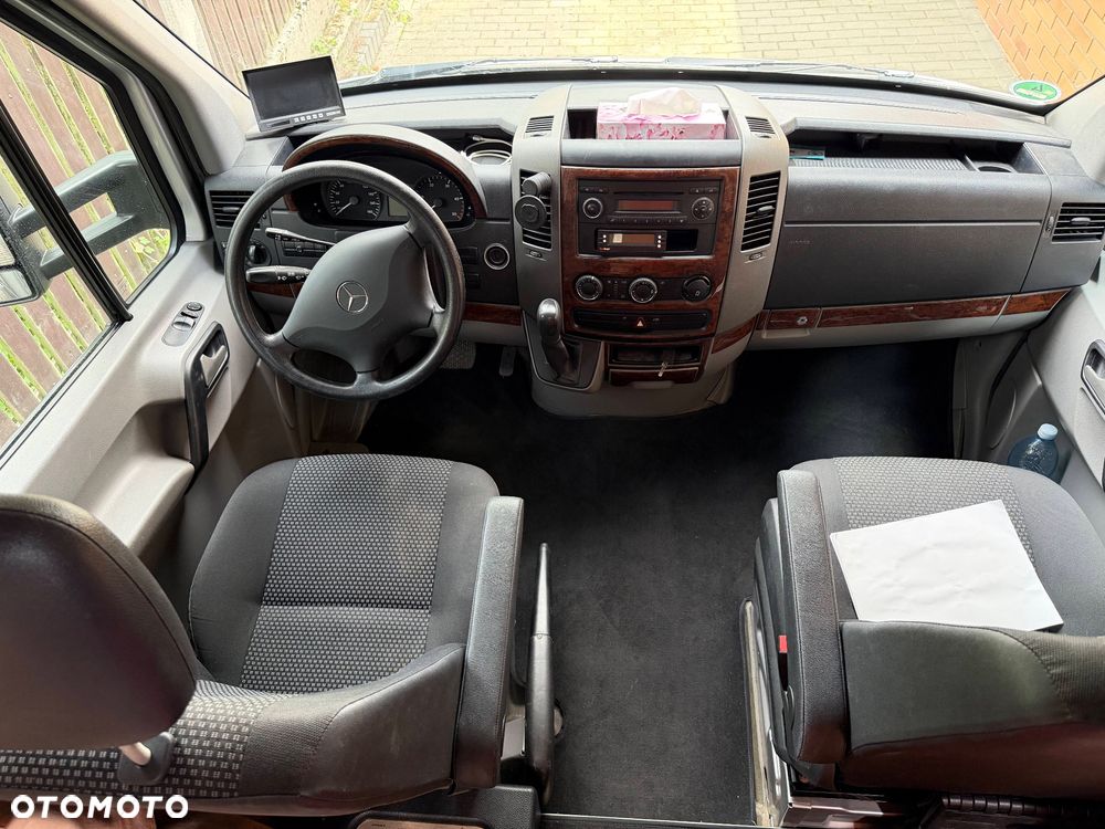 Mercedes-Benz Sprinter 318 - 18