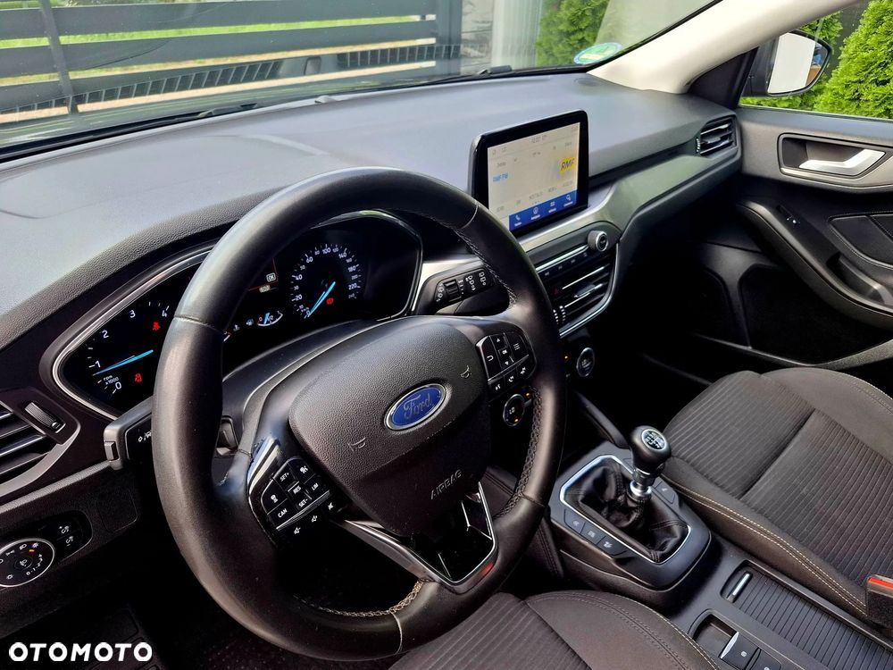 Ford Focus 1.5 EcoBlue STart-Stopp-System TITANIUM X - 16