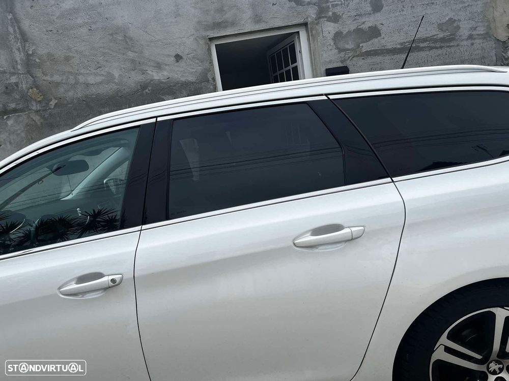Peugeot 308 SW - 13