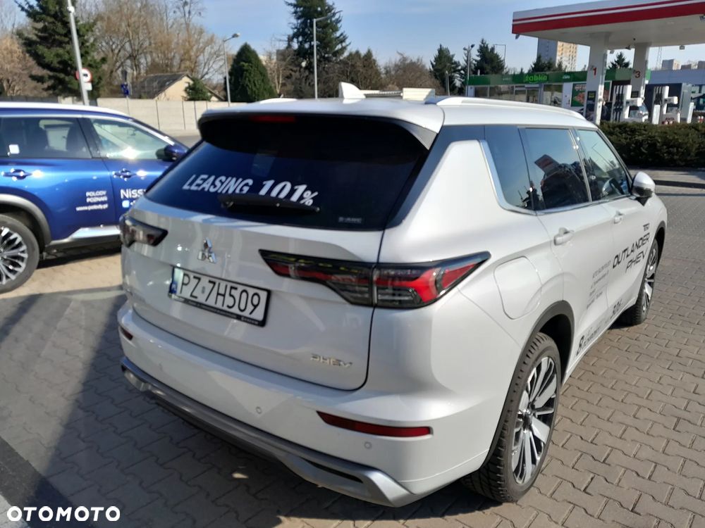 Mitsubishi Outlander Instyle - 4