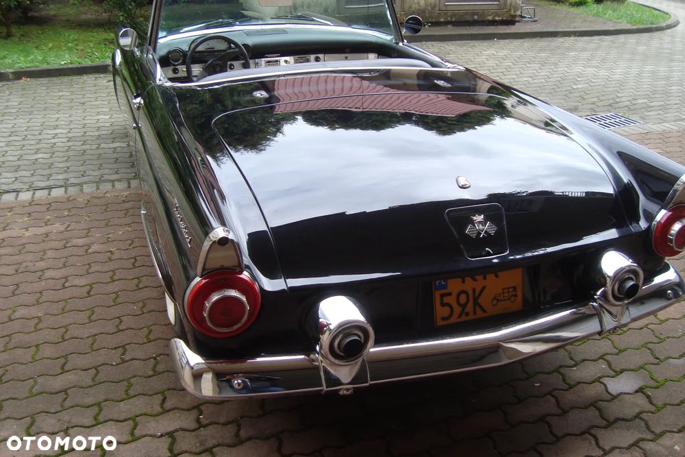Ford Thunderbird - 6
