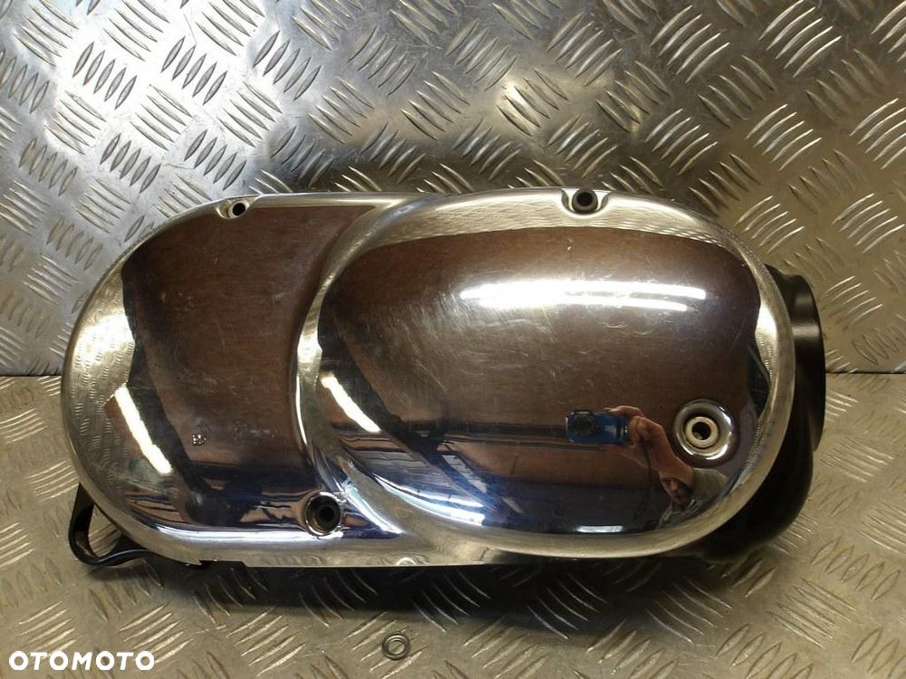 Osłona dekiel kapa obudowa silnika lewa KAWASAKI VN 1500 VULCAN NOMAD 1998-2004  PN: 14091-1297 , 14091-1206 - 1