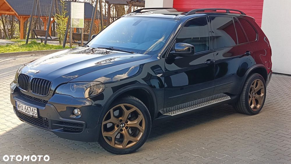 BMW X5 xDrive48i - 8