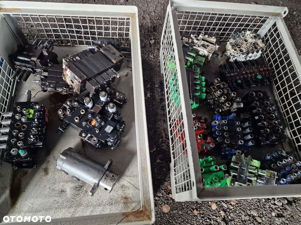 Pompa hydrauliczna silnik jazdy reduktor obrotu rozdzielacz hydrauliczny  różne typy do ciągników maszyn budowlanych i leśnych - 9