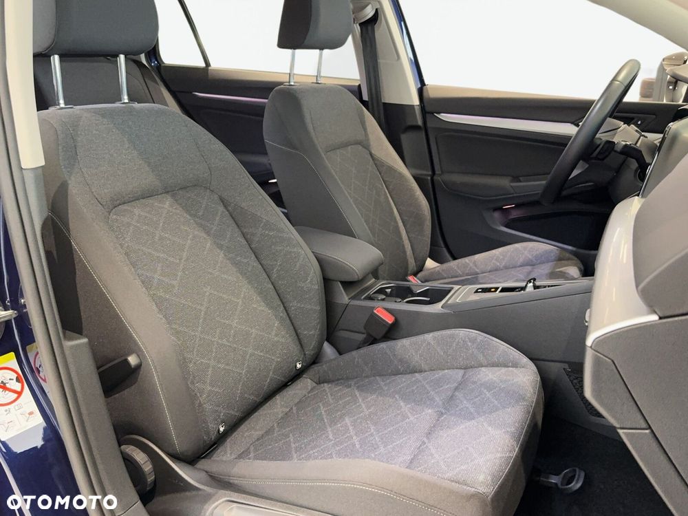 Volkswagen Golf Variant - 16