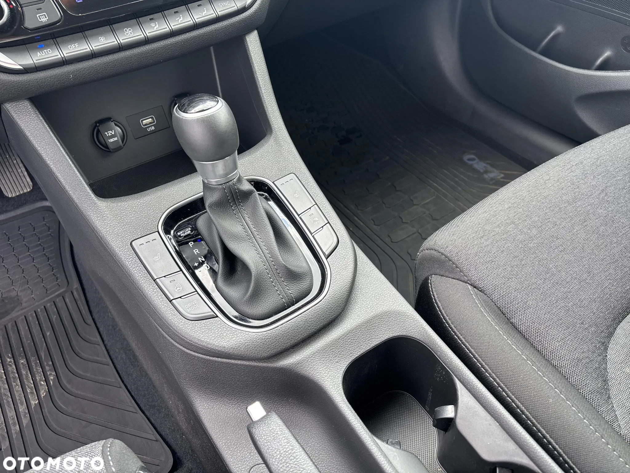 Hyundai i30 1.0 T-GDI Smart DCT - 19