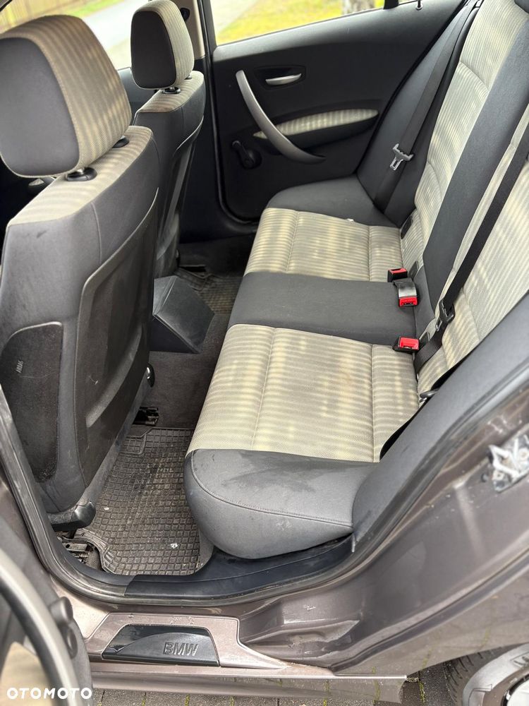 BMW Seria 1 - 12