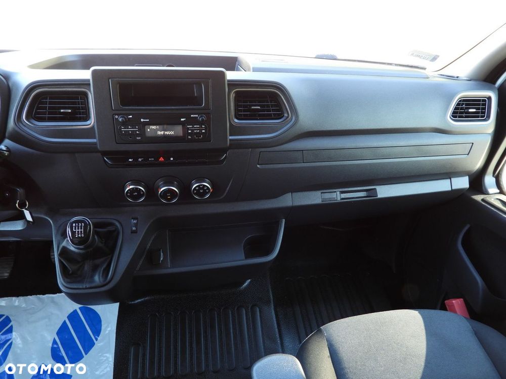 Renault MASTER  PLANDEKA 10 PALET WEBASTO TEMPOMAT LEDY PNEUMATYKA KLIMATYZACJA  165KM - 31