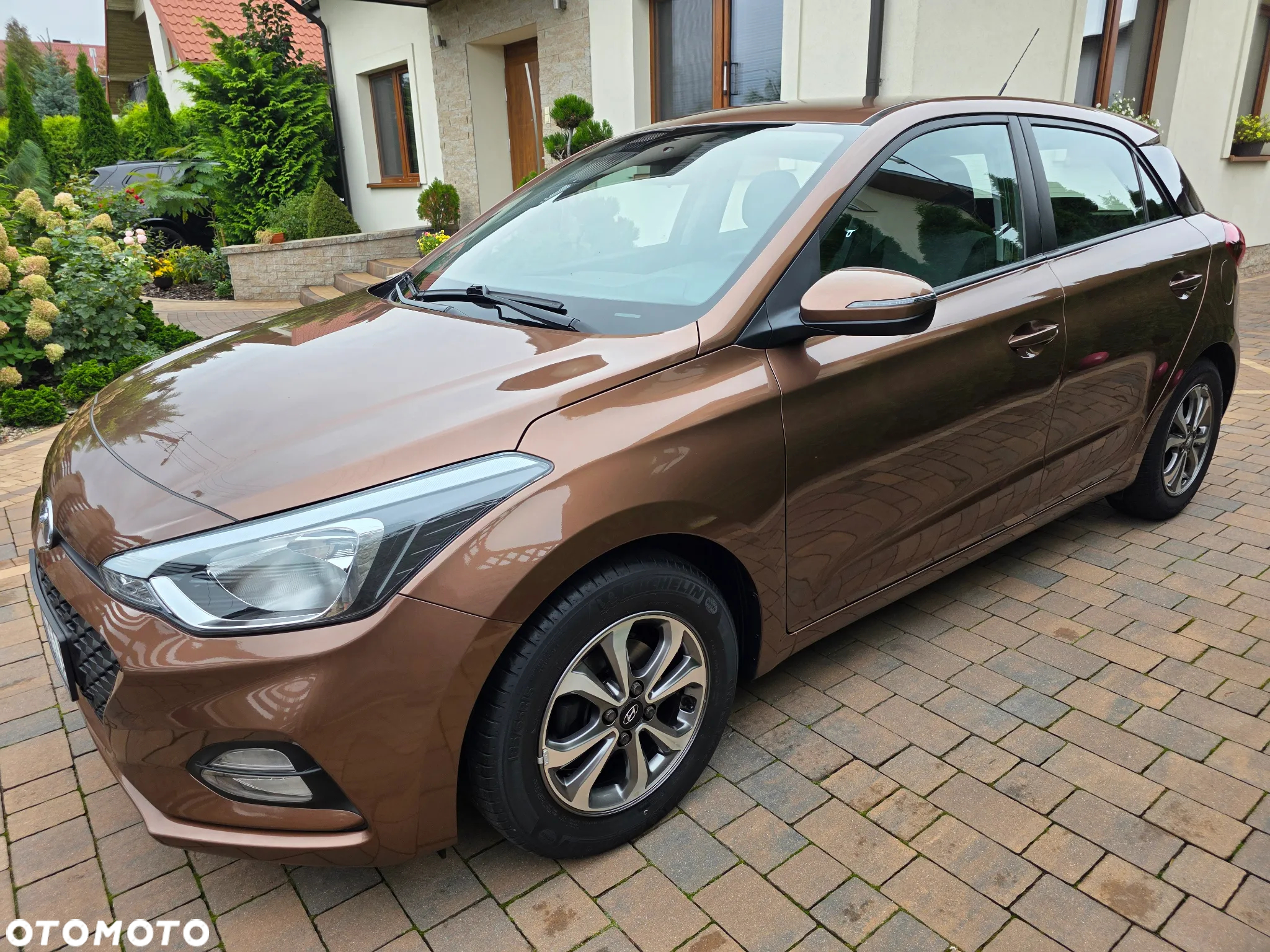 Hyundai i20 - 20